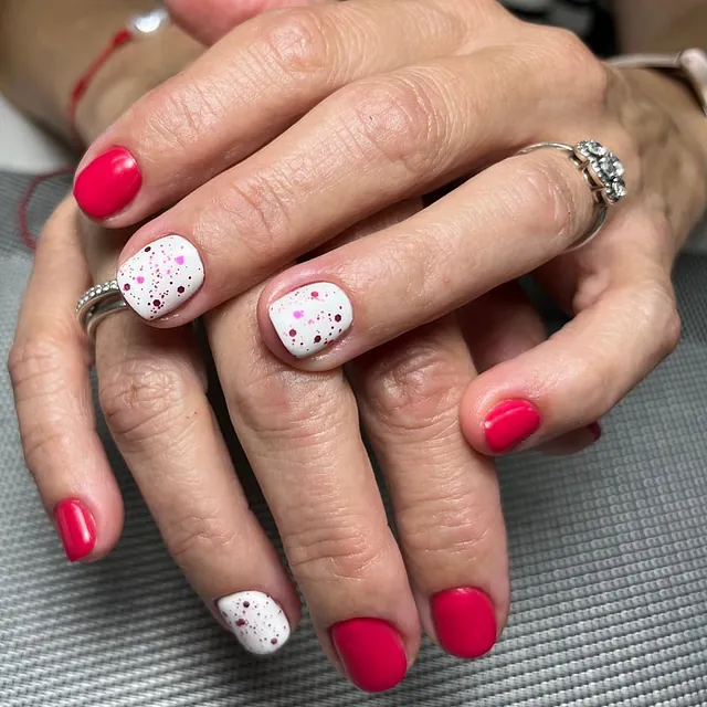 Salón de belleza Fuerte manicura